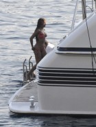 Beyonce Knowles hot bikini