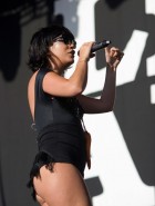 Lily Allen booty