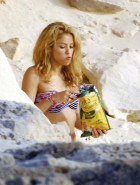 Shakira bikini