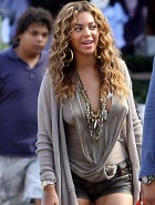 Beyonce Knowles braless