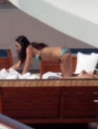 Demi Moore bikini