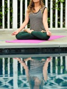 Carmen Electra flexible yoga class